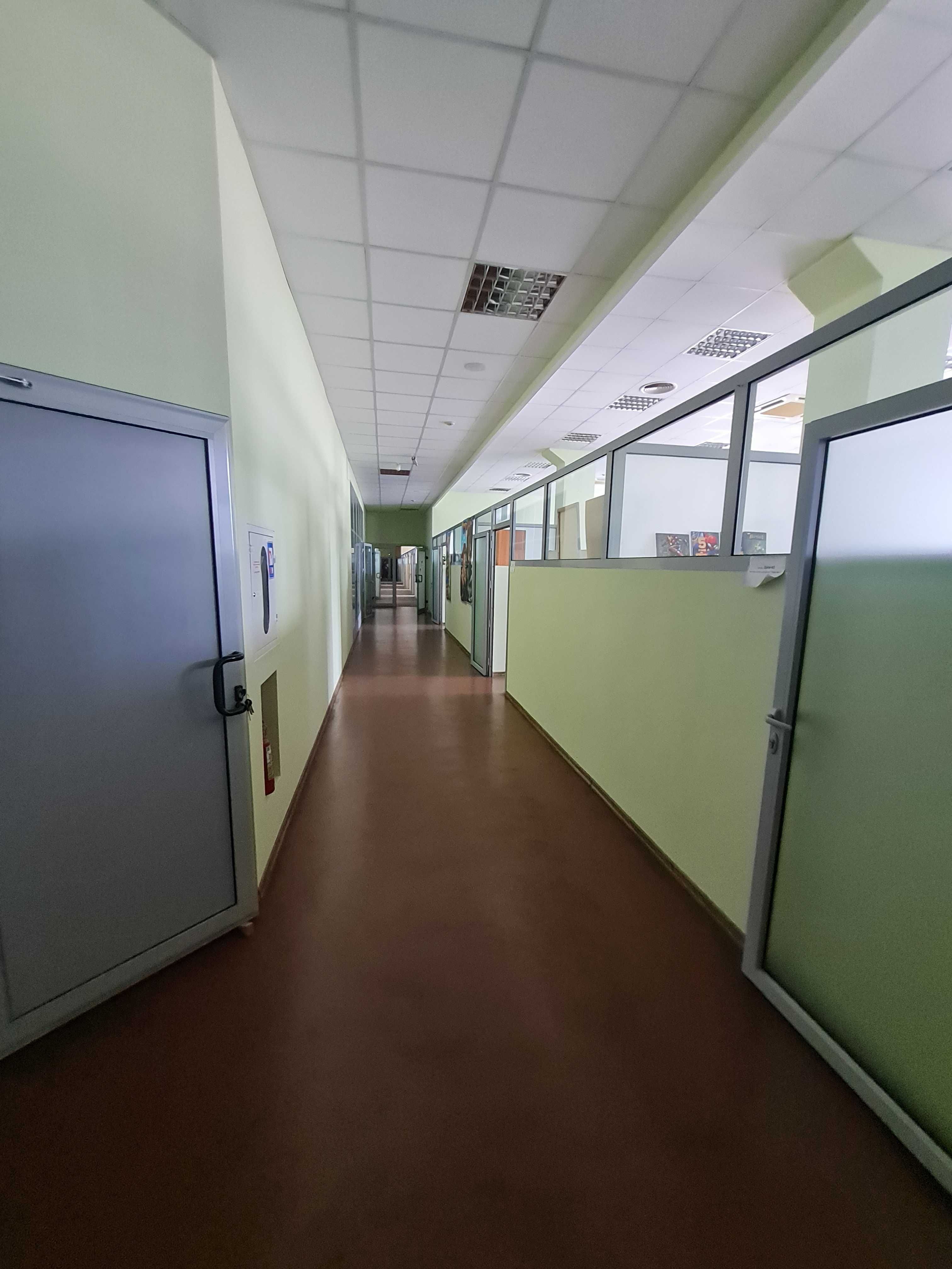 Офіс в БЦ, Соломенка, 698 м.кв. метро Вокзальна. Власник