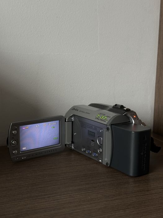 Kamera JVC Everio GZ-MG135E 30GB