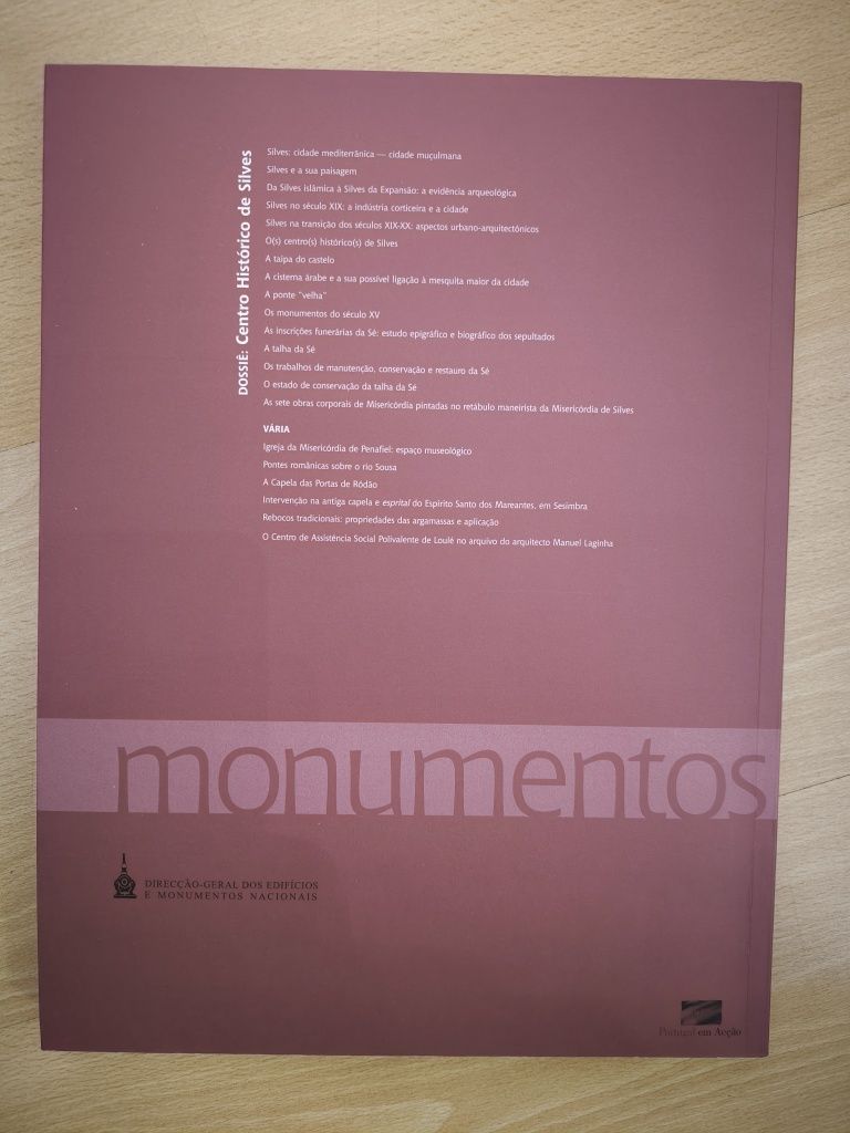 Revista Monumentos número 23 - Dossier Centro Histórico de Silves