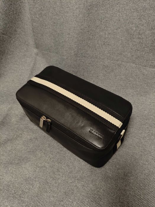 BALLY сумка чоловіча шкіряна чорна несесер косметичка дорожня барсетка