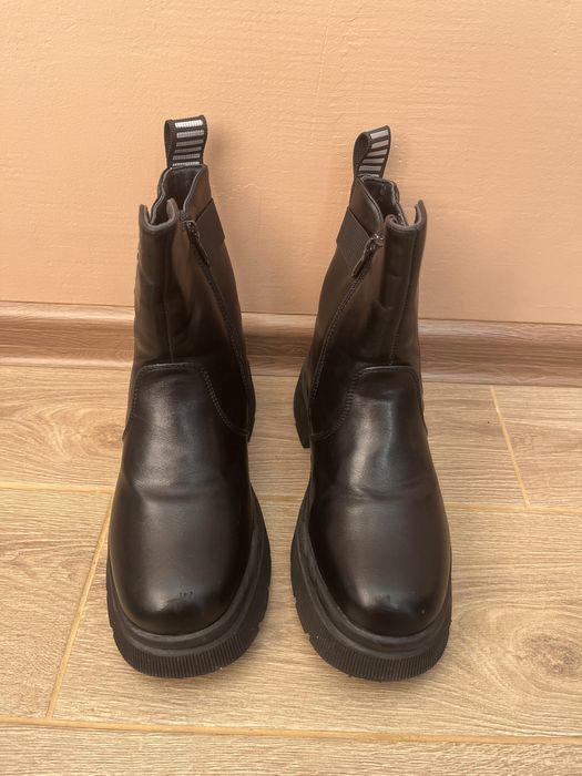 Зимние кожаные ботинки на девочку 36р., 23.5см