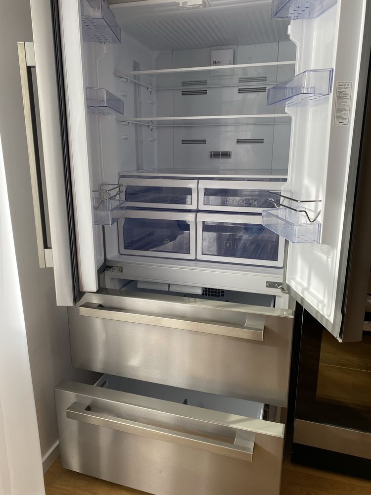 Sprzedam Lodówke Beko side by side gne 60521x