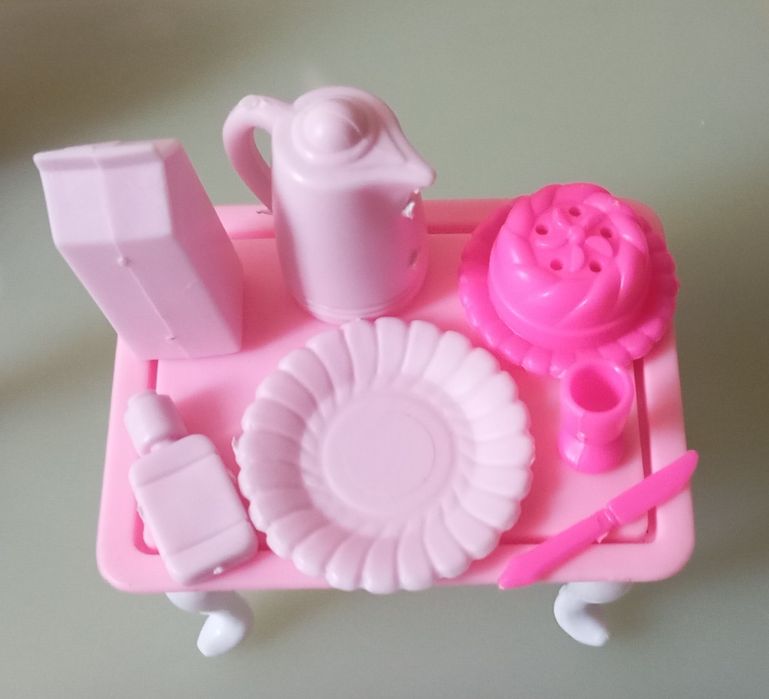 Barbie mini van 1995 acessórios.