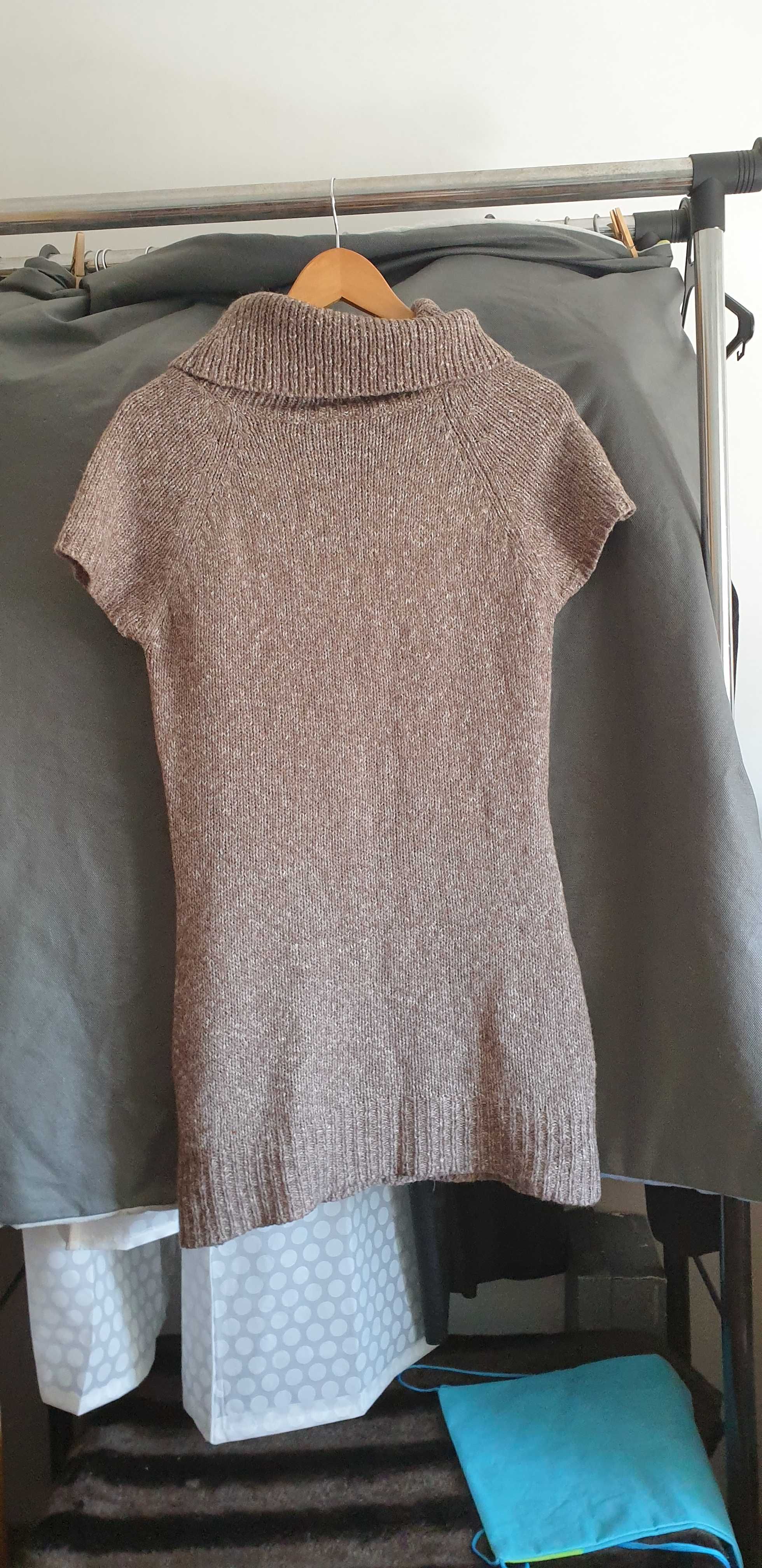 Vestido curto de malha
