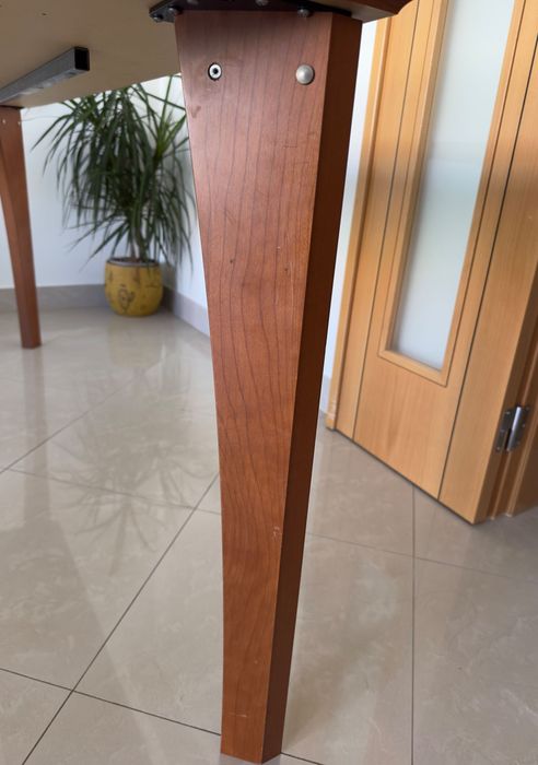 Mesa de jantar - cerejeira