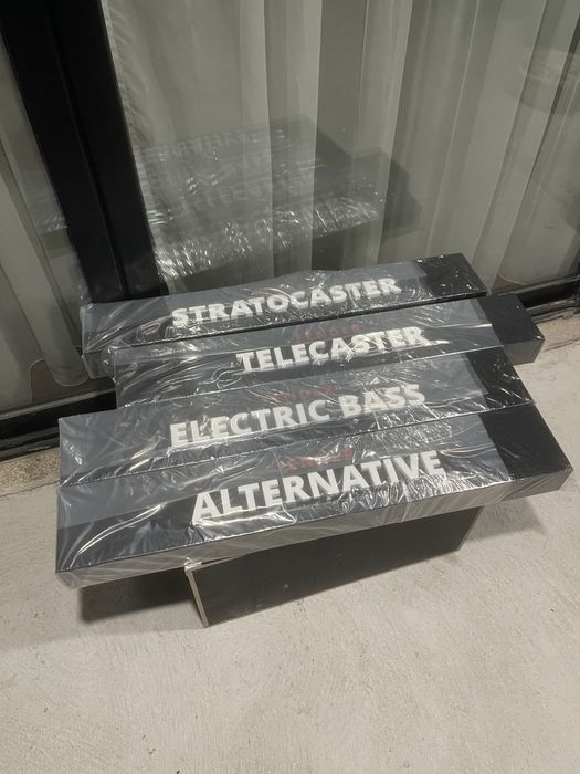 Artigos Decorativos Fender