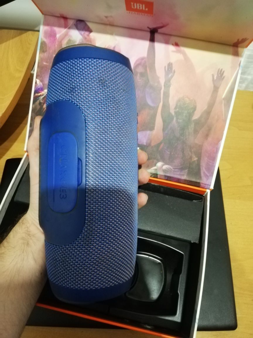 Продам jbl charge 3 ideal