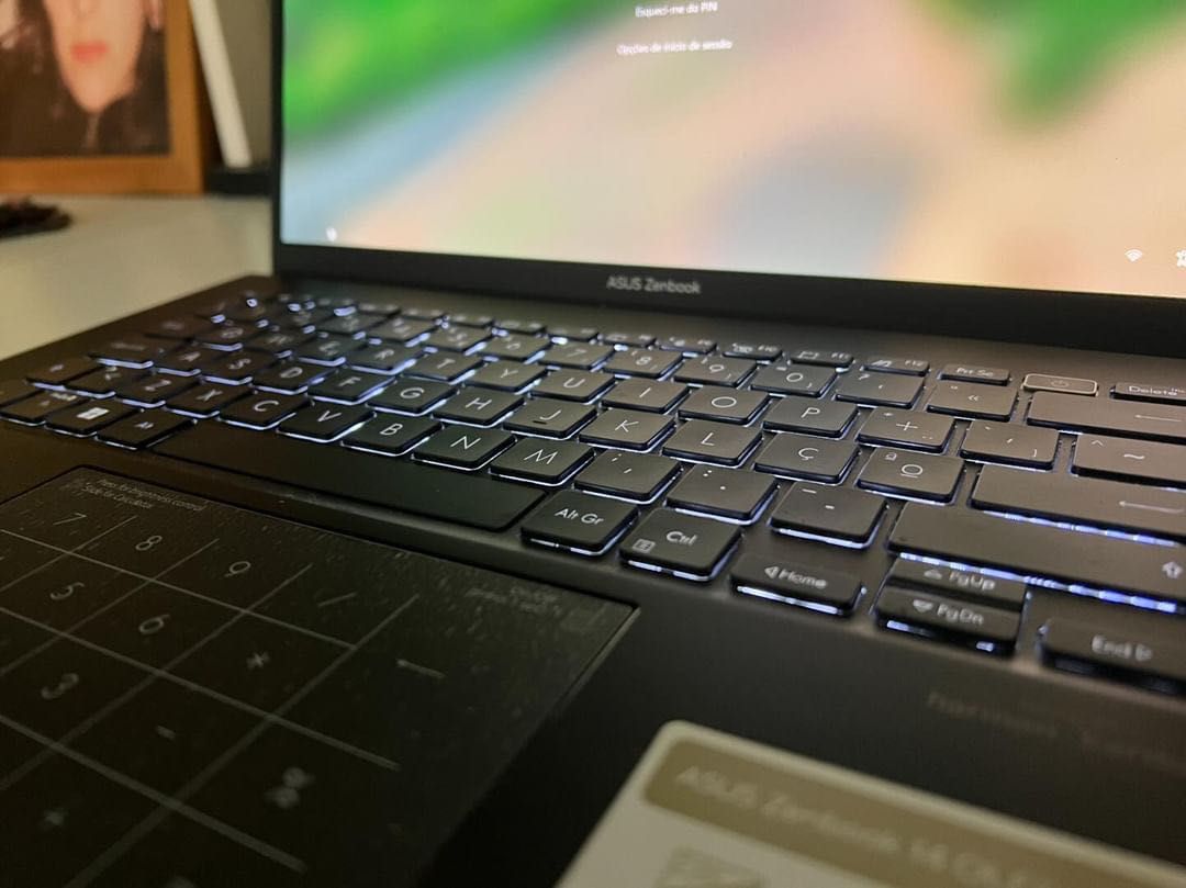 Asus zenBook 14 Novo