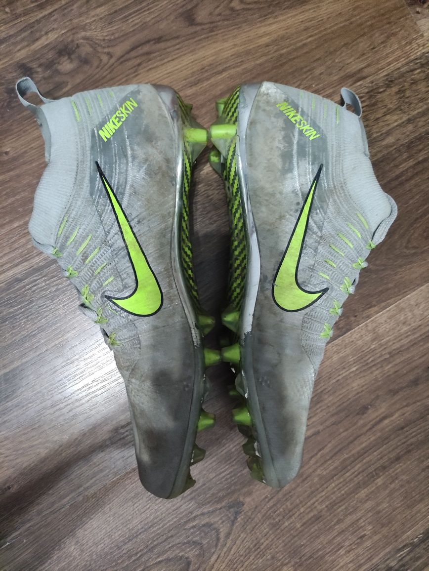 korki NIKE mercurial VAPOR ultimate TD CARBON rozmiar 47,5