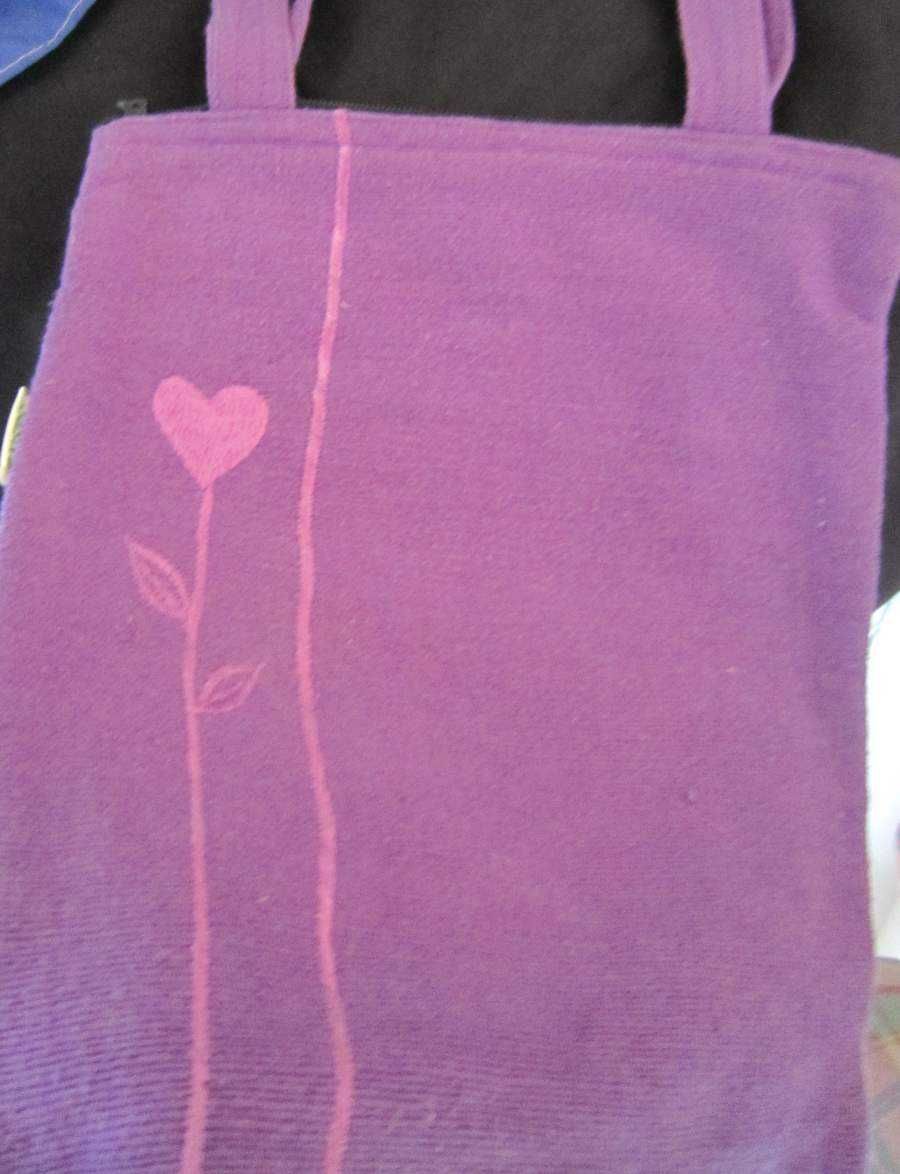 Bolsa Roxa com Flor - Tipo Saco - Para Menina - NOVA