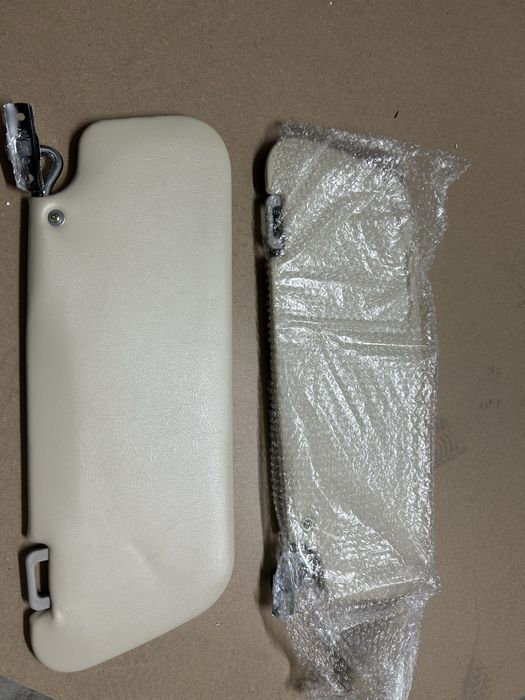 Osłona przeciwsłoneczna Mercedes w113 Pagoda