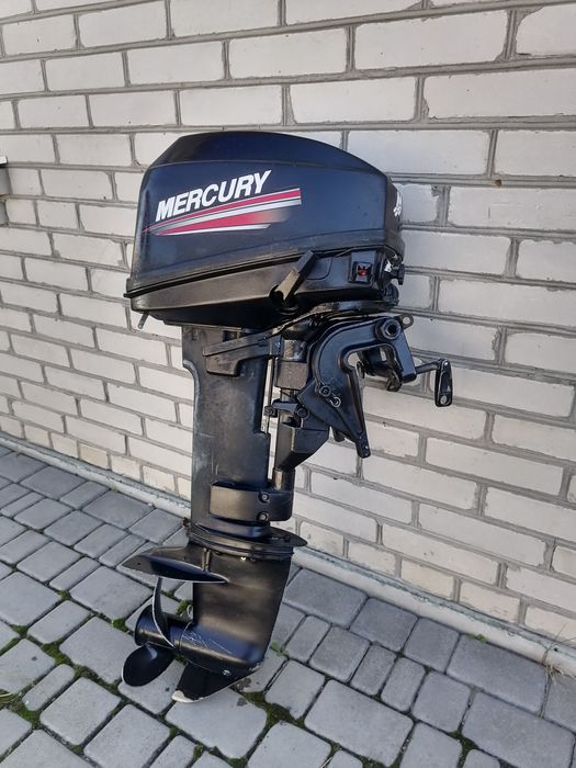 Меркурі 9.9 двигун