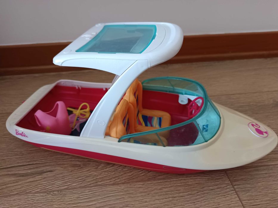 Barco/iate da Barbie