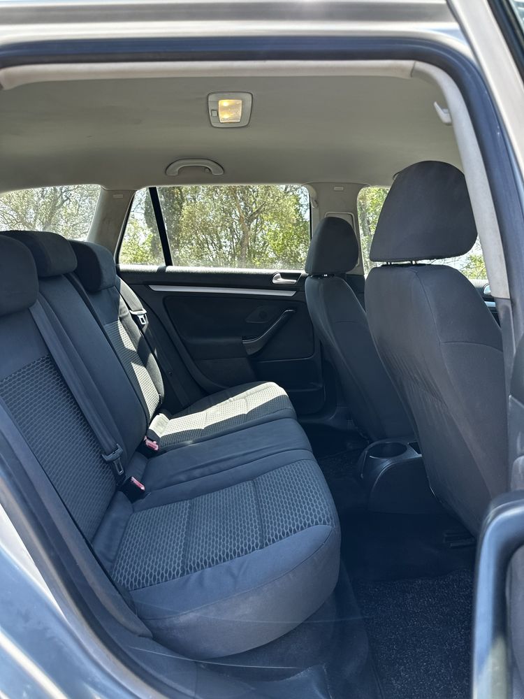 VW Golf Variant 1.6 TDI