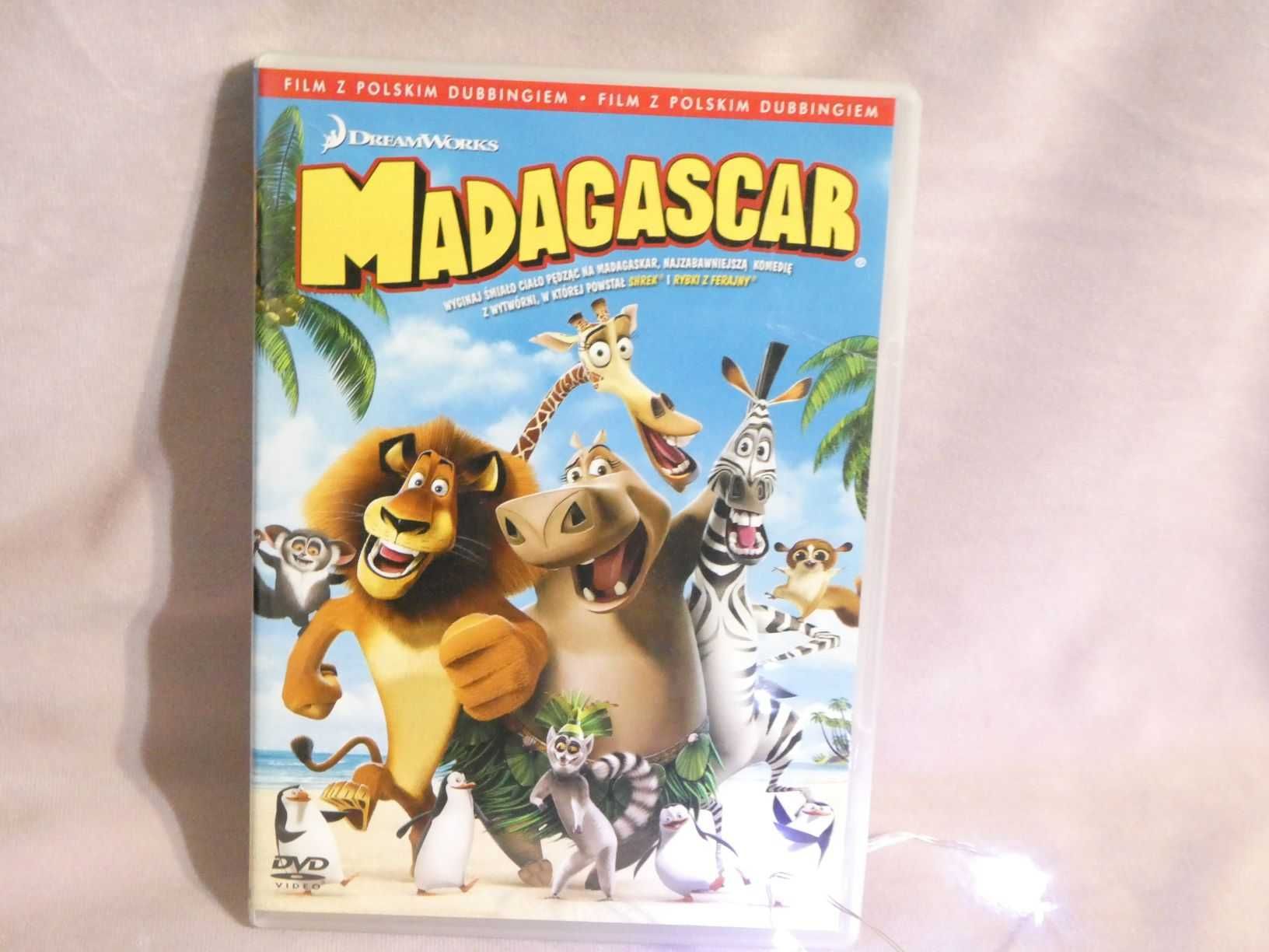 Bajki dla dzieci: Madagaskar - książka i płyta (komplet)