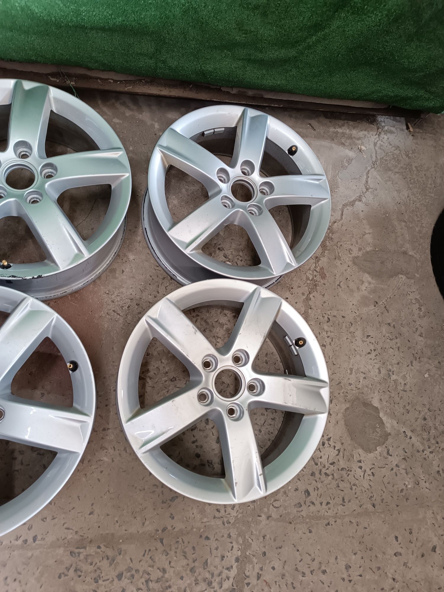 Диски Volkswagen Touran, Jetta 5/112/16 et50 6j