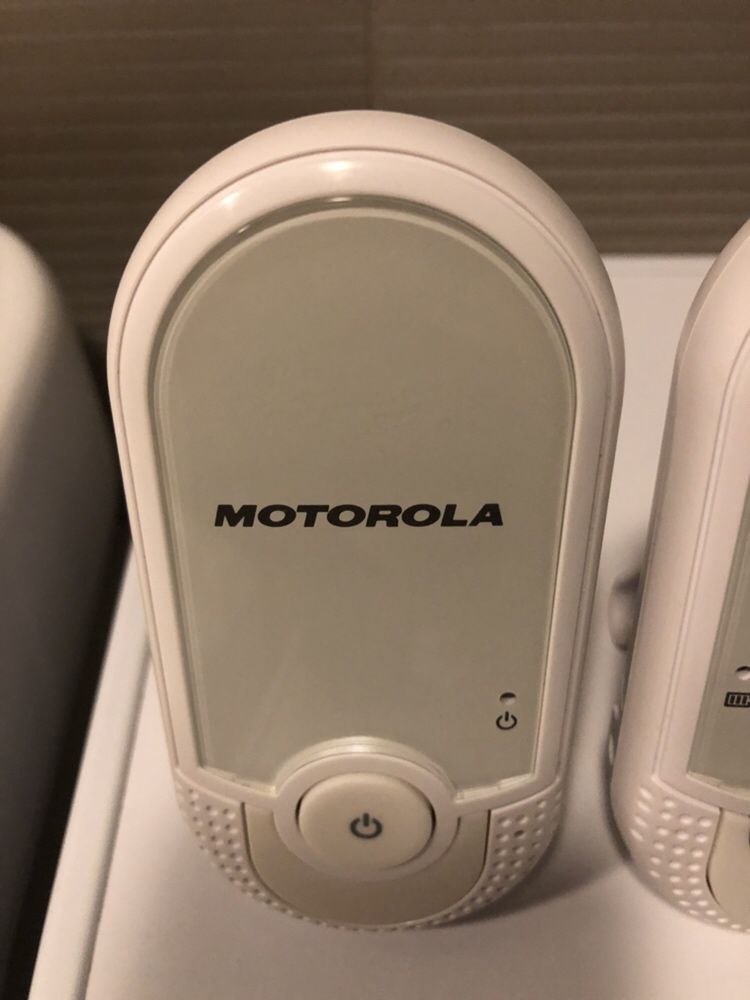 Радионяня Motorola MBP11