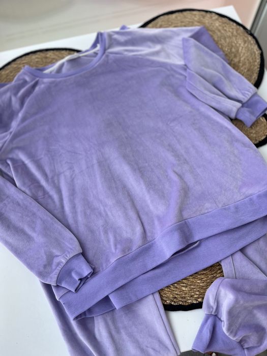 Костюм велюровий