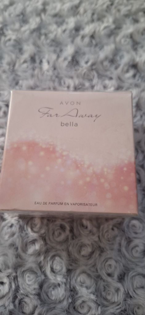 Far away Bella Avon w folii
