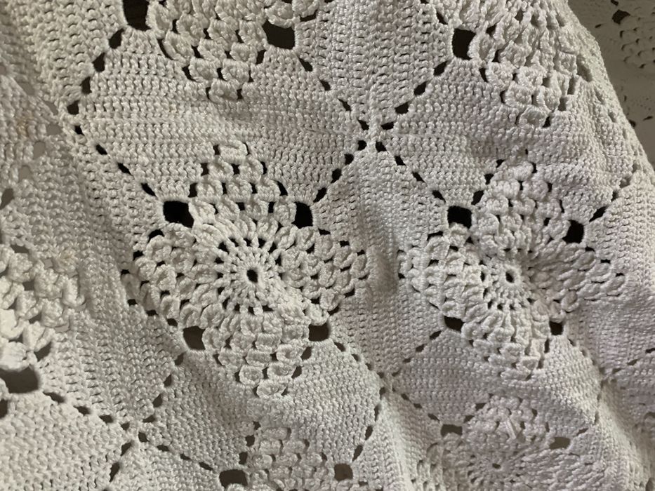 Colchas bordadas há mão de qualidade