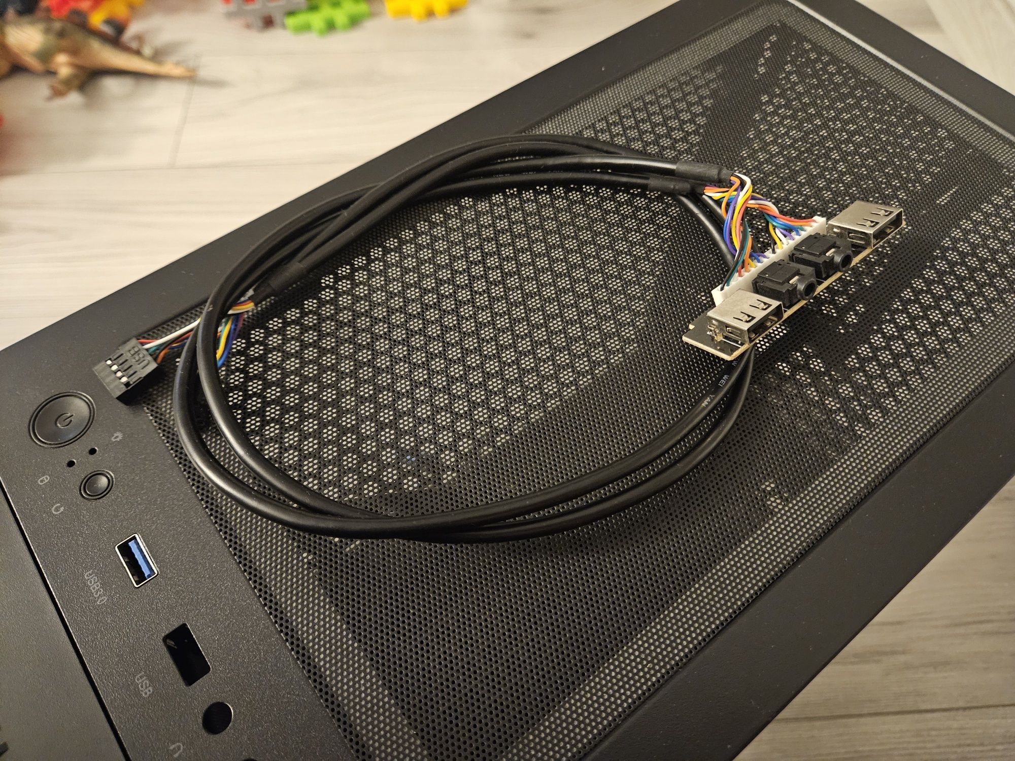 Obudowa Krux Cosmo MIDI Tower