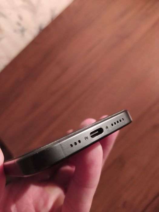 iPhone 15 pro 512 g