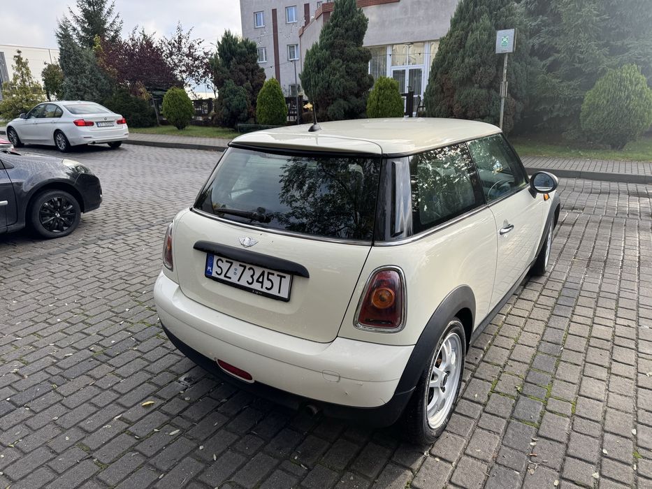 Mini one 1.4 benzyna 2008 grudzień sprowadzony  po oplatach