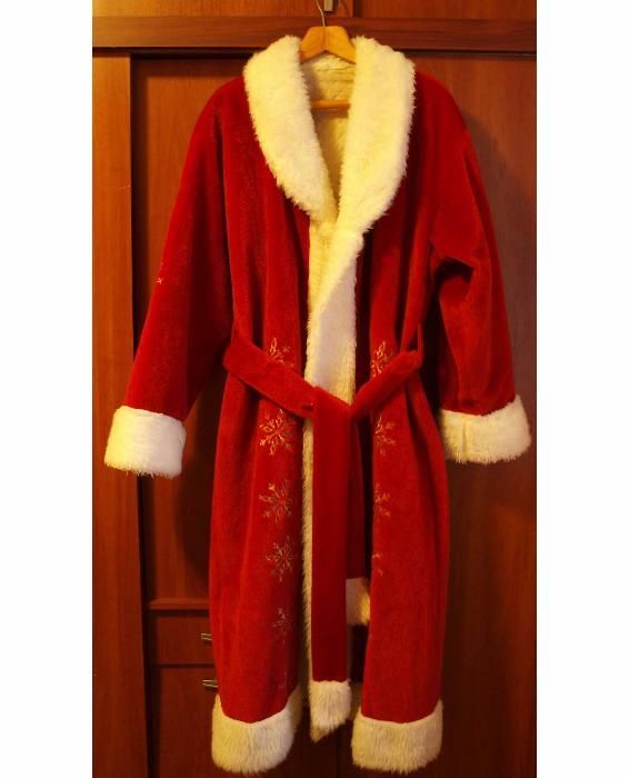 Комплект костюмов Деда Мороза и Снегурочки