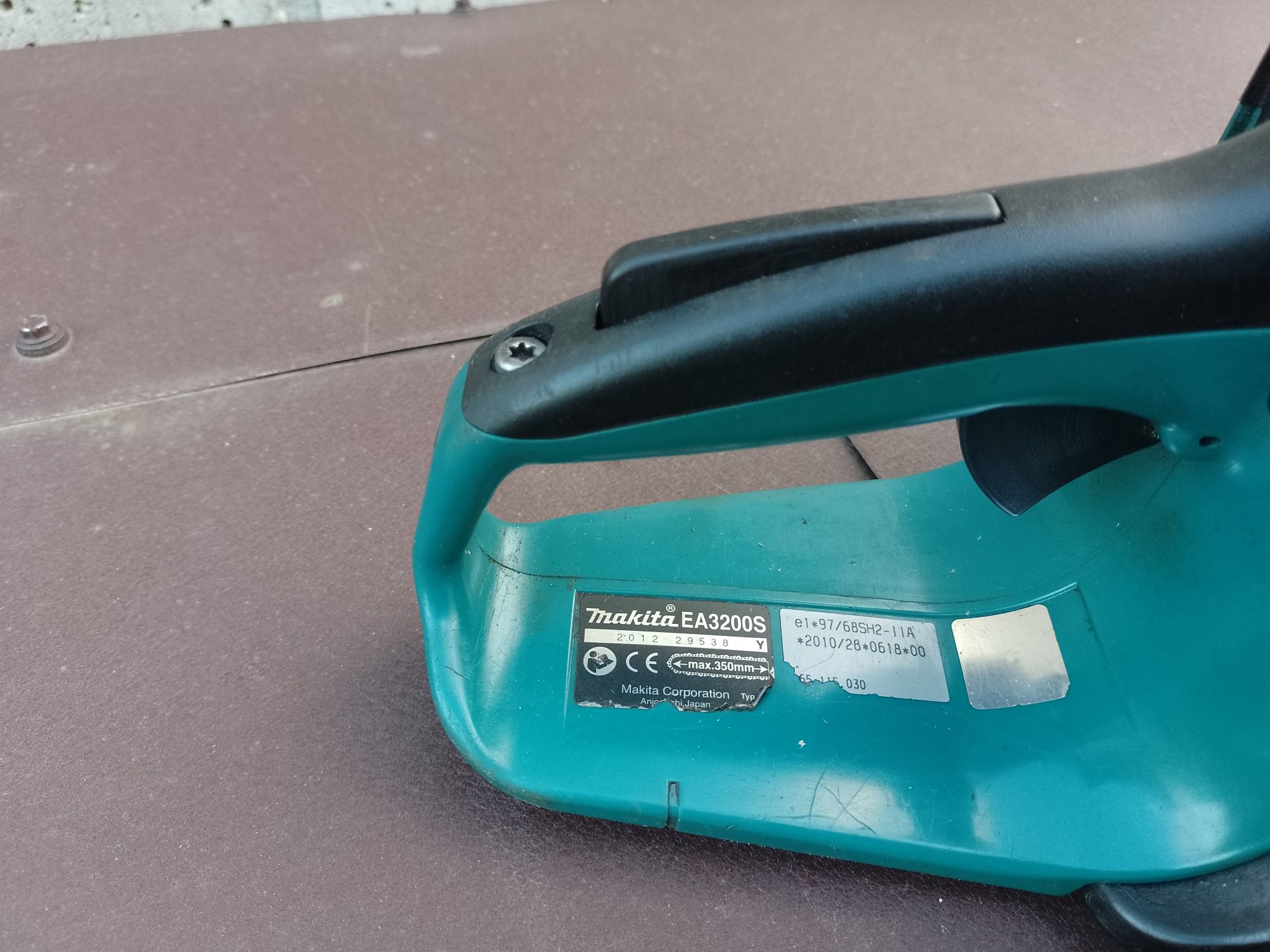 Piła spalinowa Makita EA3200S