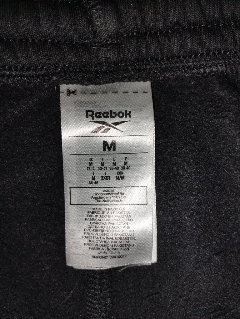 Czarne spodnie dresowe Reebok