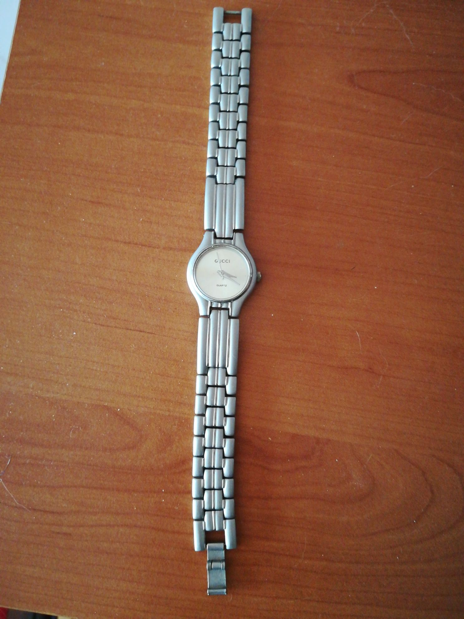 Zegarek damski Gucci 19,5 cm długość całkowita