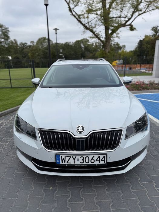 Skoda Superb Skoda Superb 2.0 TDI 4x4 DSG STYLE