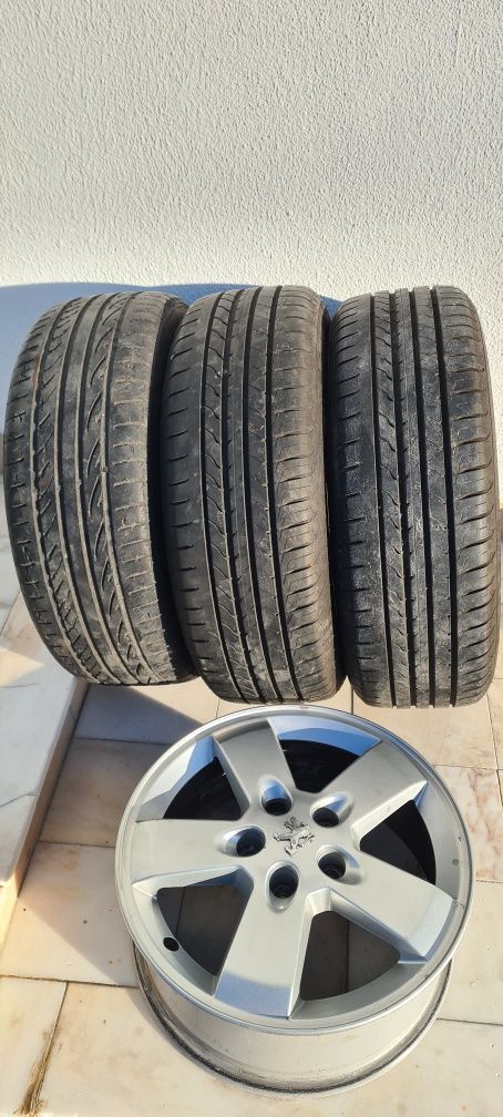 Vendo 4 jantes R16  5/108 com 2 pneus semi-novos