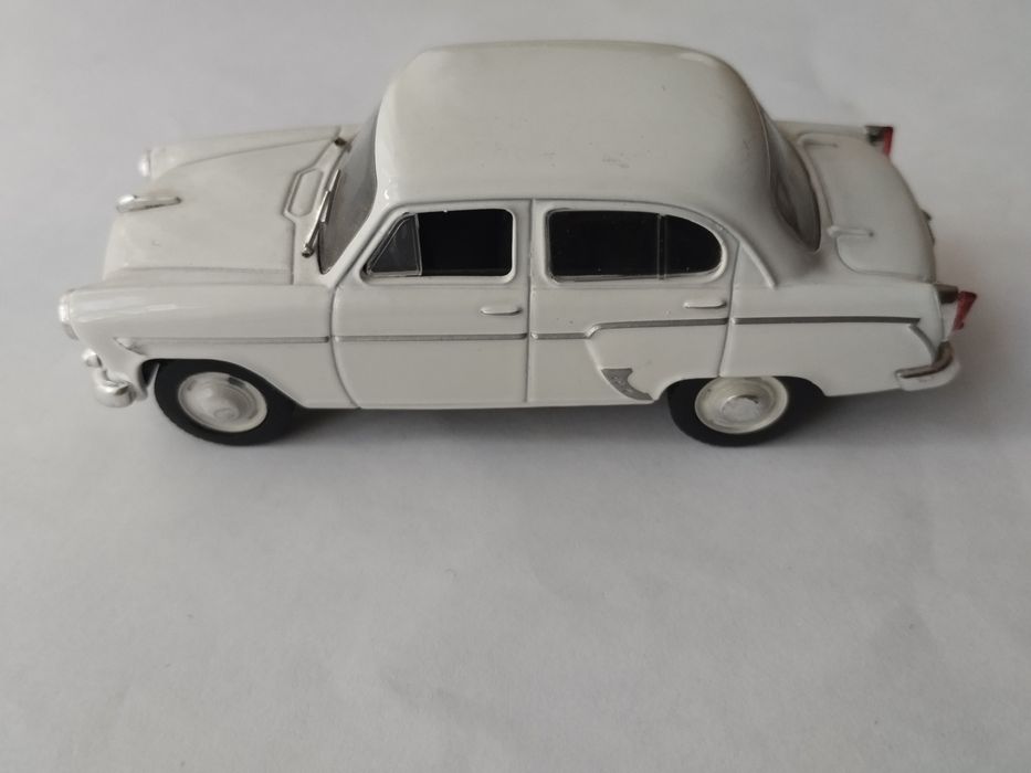 Автолегенди СССР  Москвич-403