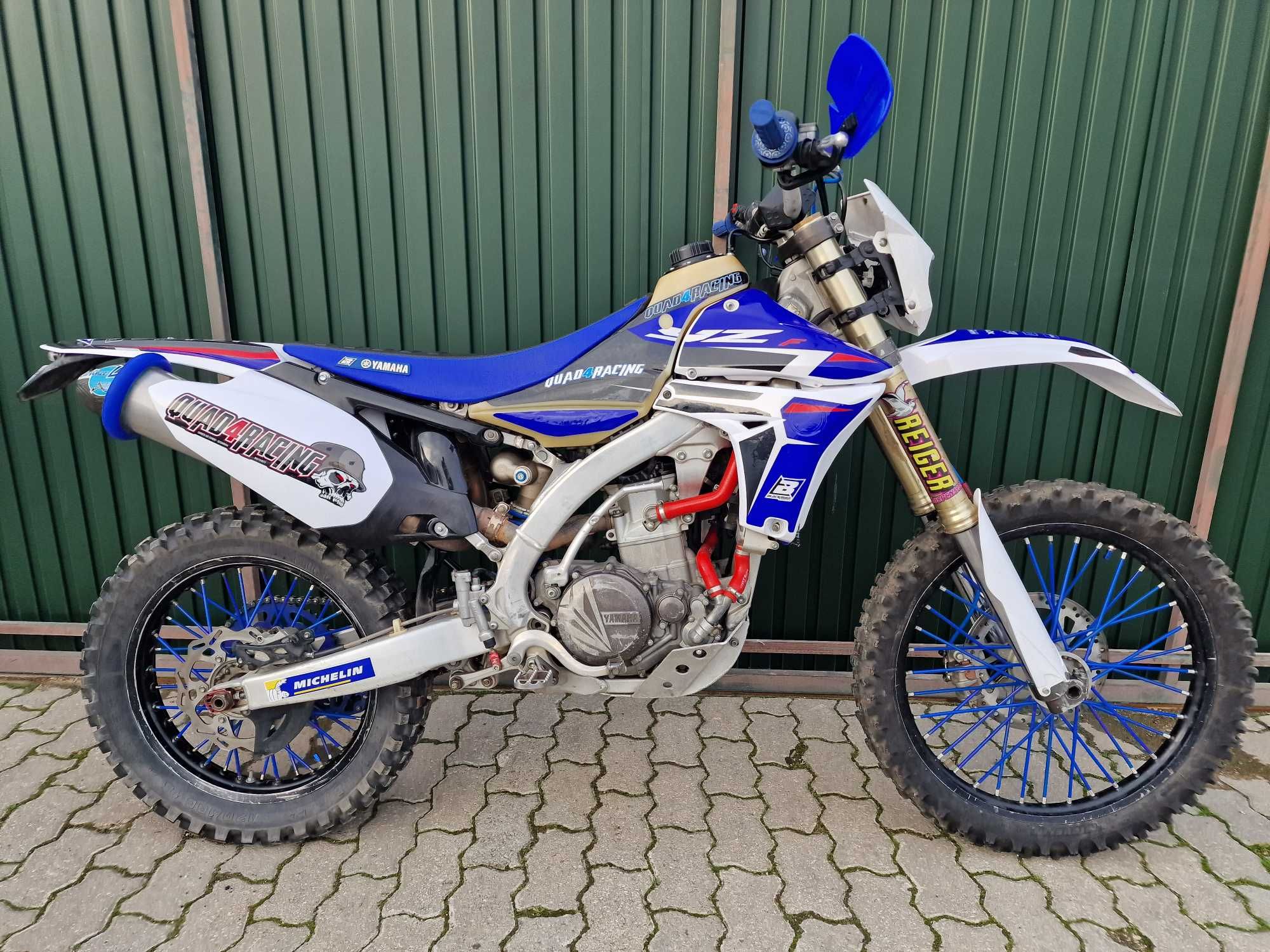 Yamaha YZ 450F .