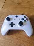 Pad Xbox one biały