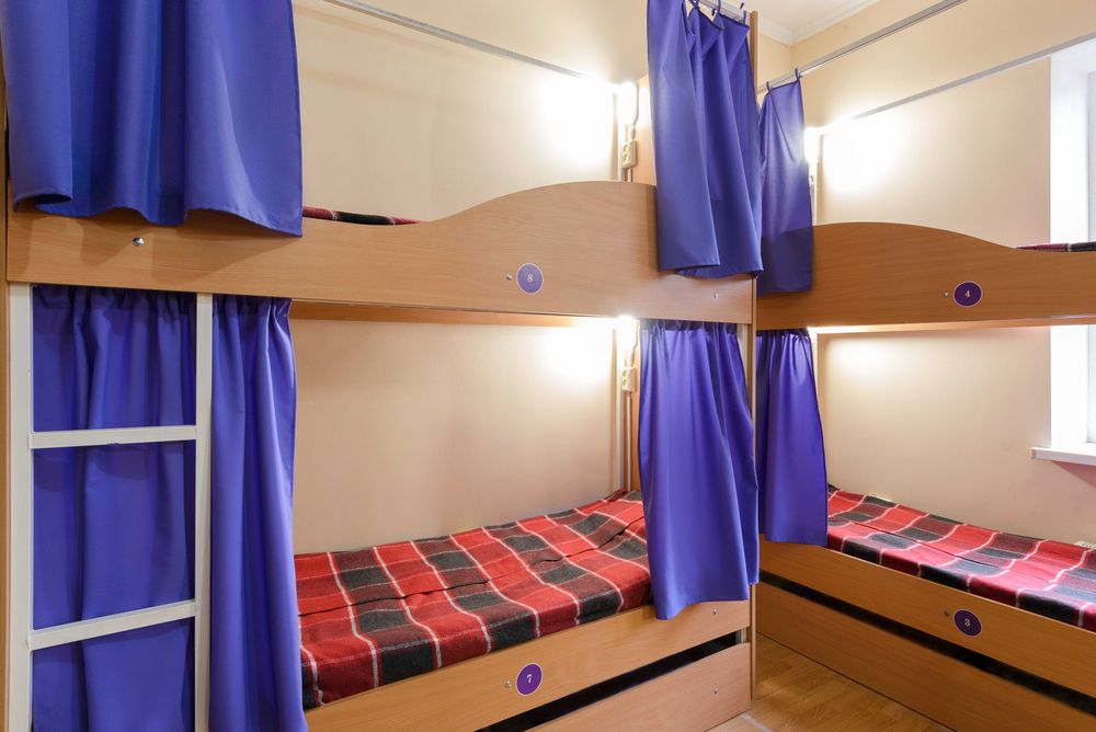 Общежитие в Киеве Дешево ! Красная ветка метро М. Академгородок Хостел-14-555.biz.ua