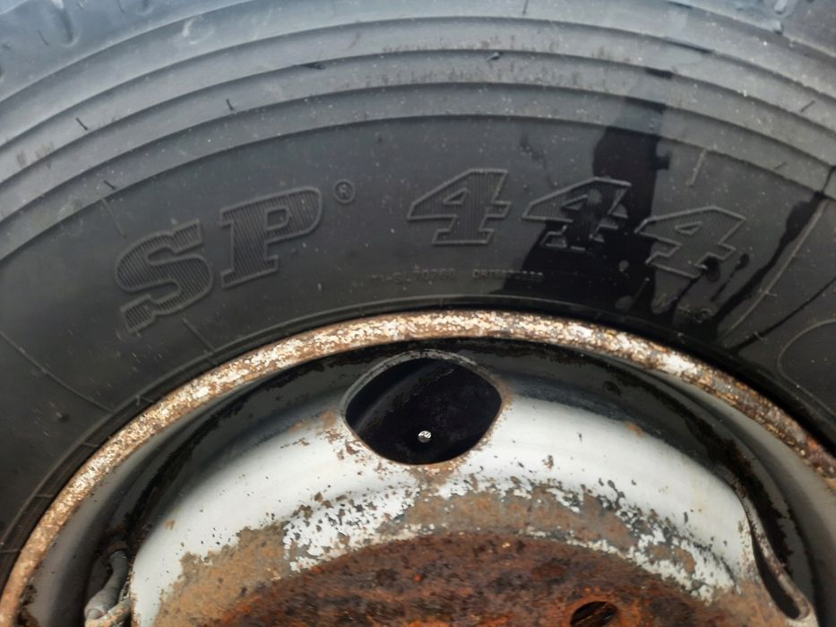 Opony koła tył Dunlop SP 444 225/75 R 17.5