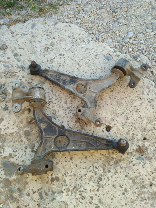 Б/у рычаг L/R левый/правый Пежо Експерт Peugeot Expert III с 2007 г. в