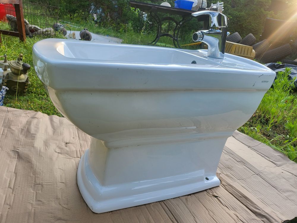 Bidet łazienkowy