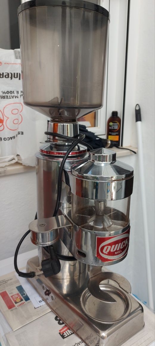 Moinho de café clássico QuickMill