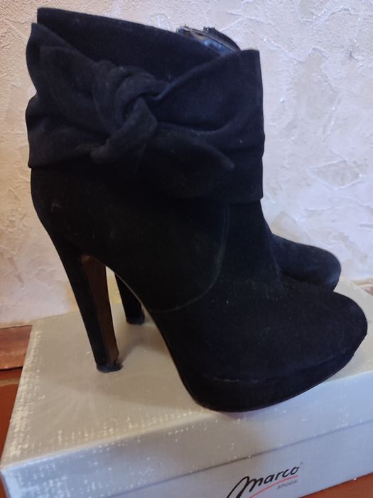 Черевики на каблуку