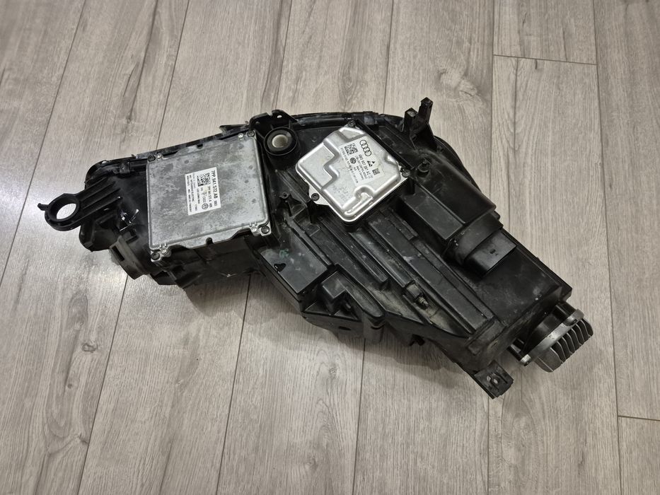 Фара ліва Audi A4 B9 Full Led 2016-2019 USA
