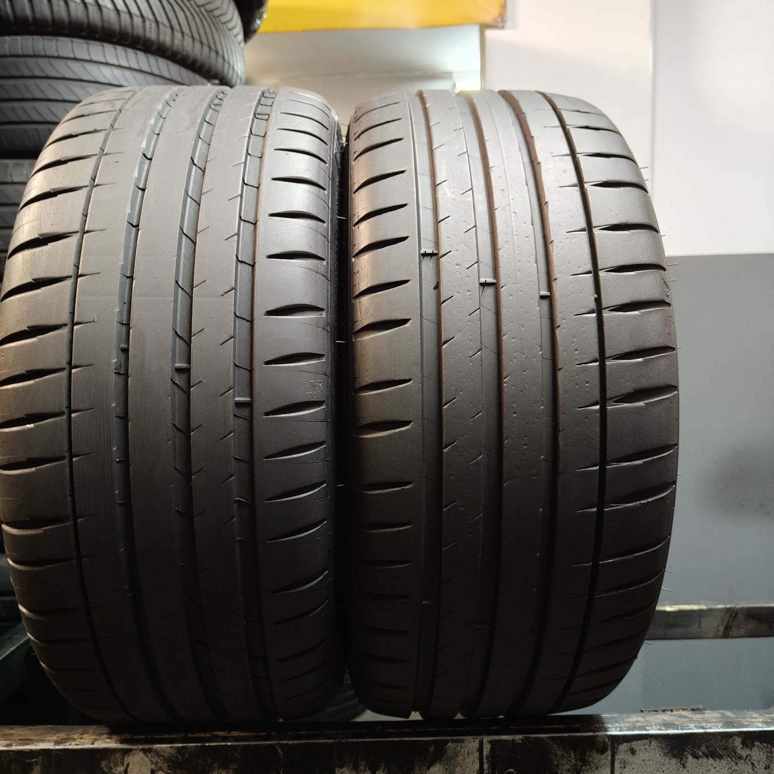 225/40/18 XL Sprzedam parę opon letnich Michelin