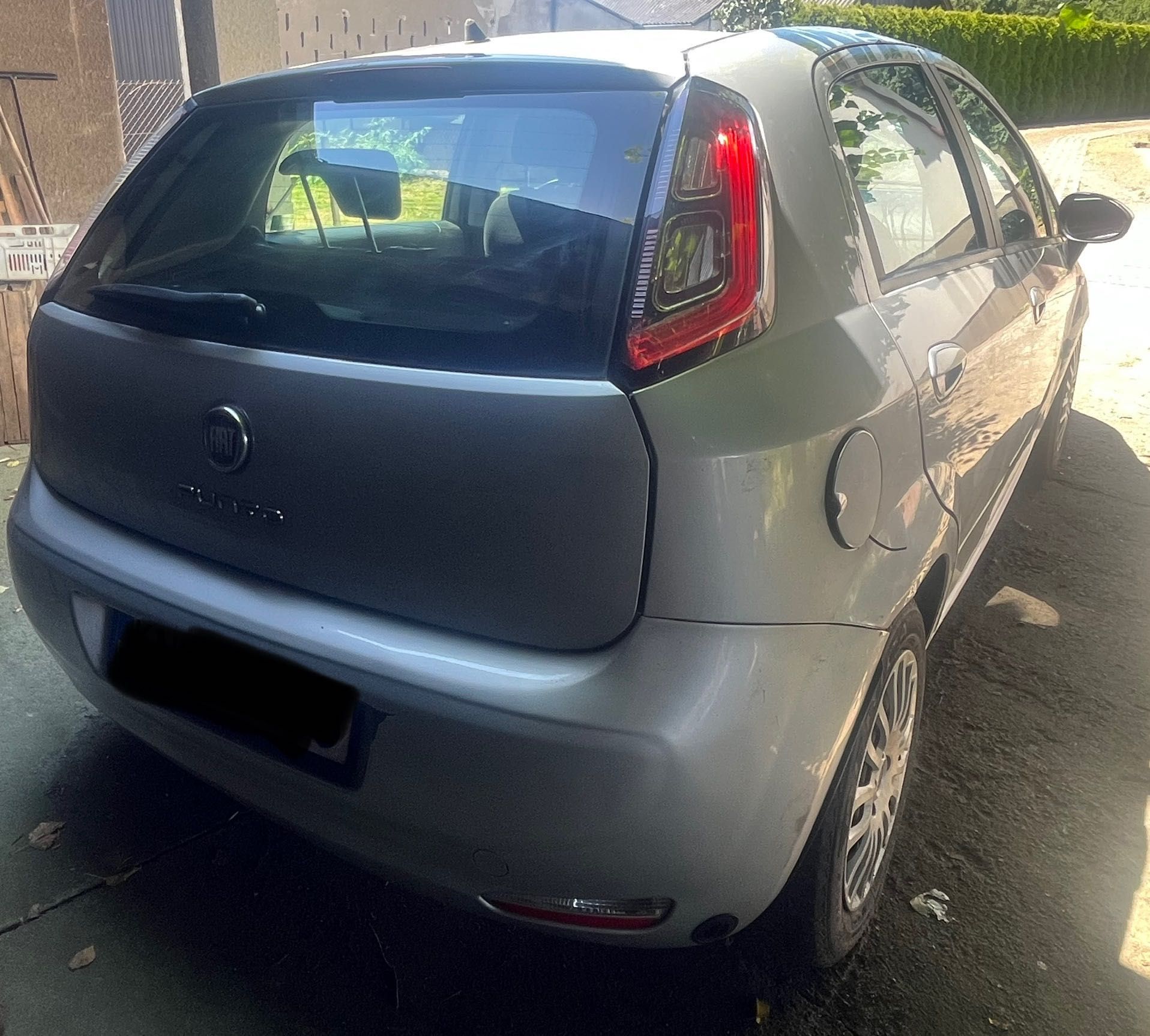 Fiat Punto uszkodzony