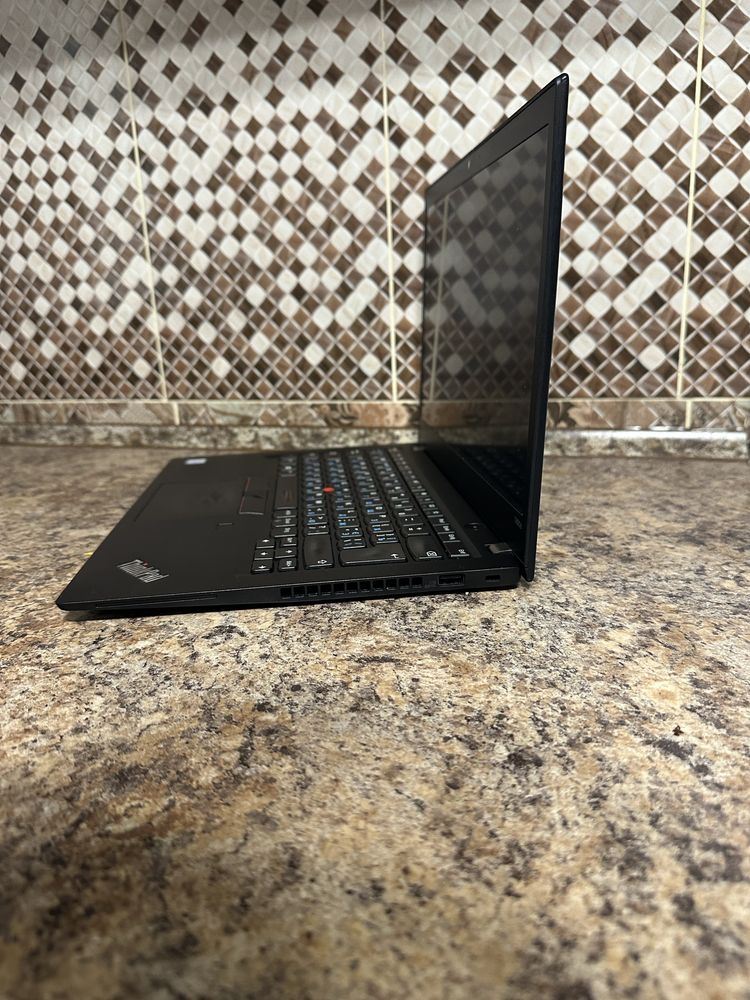 Ноутбук Lenovo ThinkPad T490S 14’’/i5-8365u/8gb / 256GB NVME/Wi-Fi