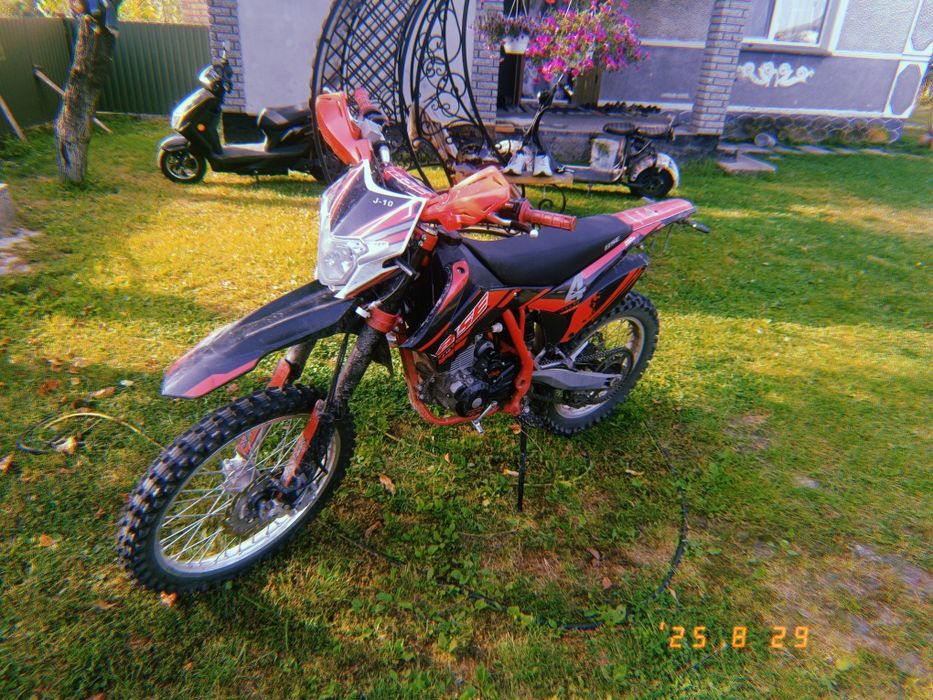 Срочно продам BSE j10, 250 куб, 26 л/с