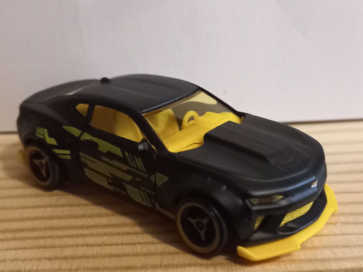 Vendo Majorette Exclusive bugatti camaro nissan