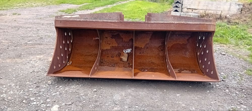 Skarpówka 250cm Łyżka JCB Cat Doosan Volvo Komatsu Liebherr