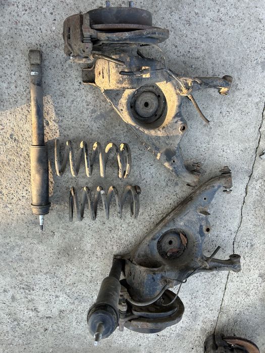 Ричаг задньоі підвіски мітсубісі грандіс